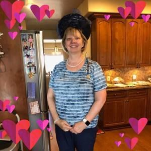 Meet your Posher, Debbie